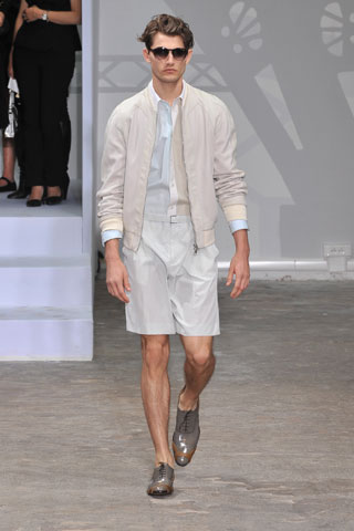 Louis Vuitton / - 2009